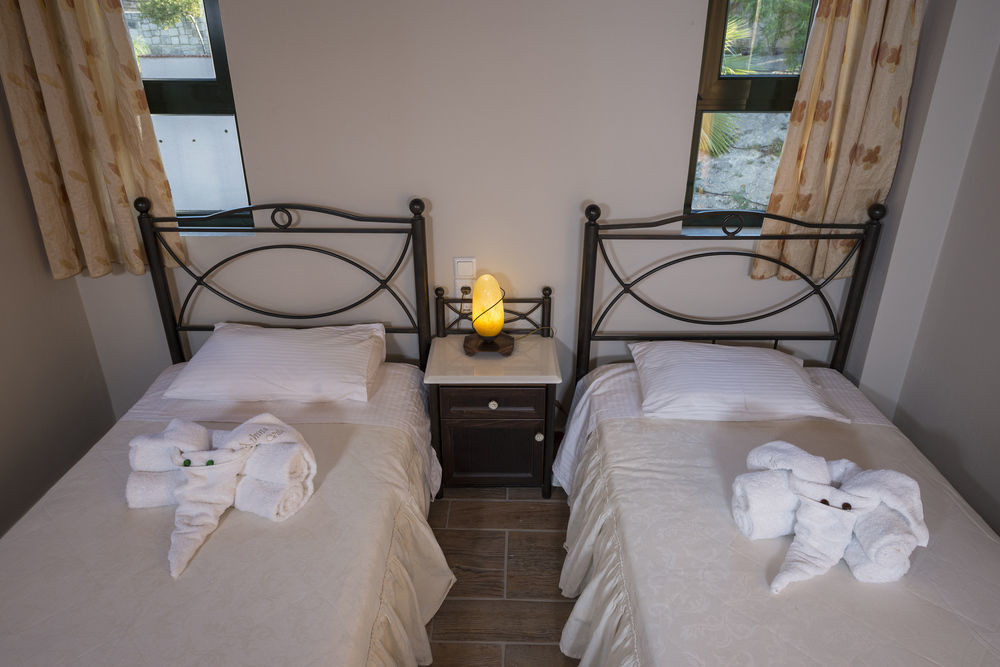Athina Luxury Villas Xamoudhokhorion  Екстериор снимка